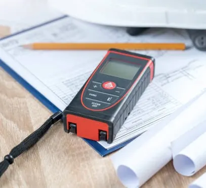 Mesure d’une pièce au télémètre laser – loi Carrez et Boutin Mesure d’une pièce au télémètre laser – loi Carrez et Boutin